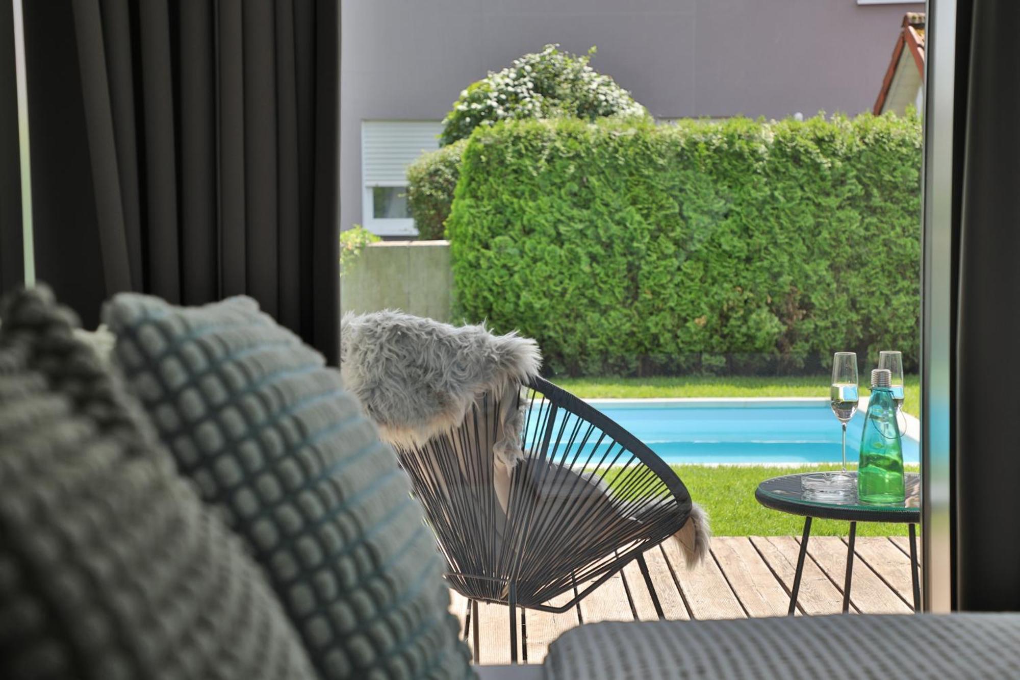 Modernes Studio-Apartment Gersthofen Exterior photo